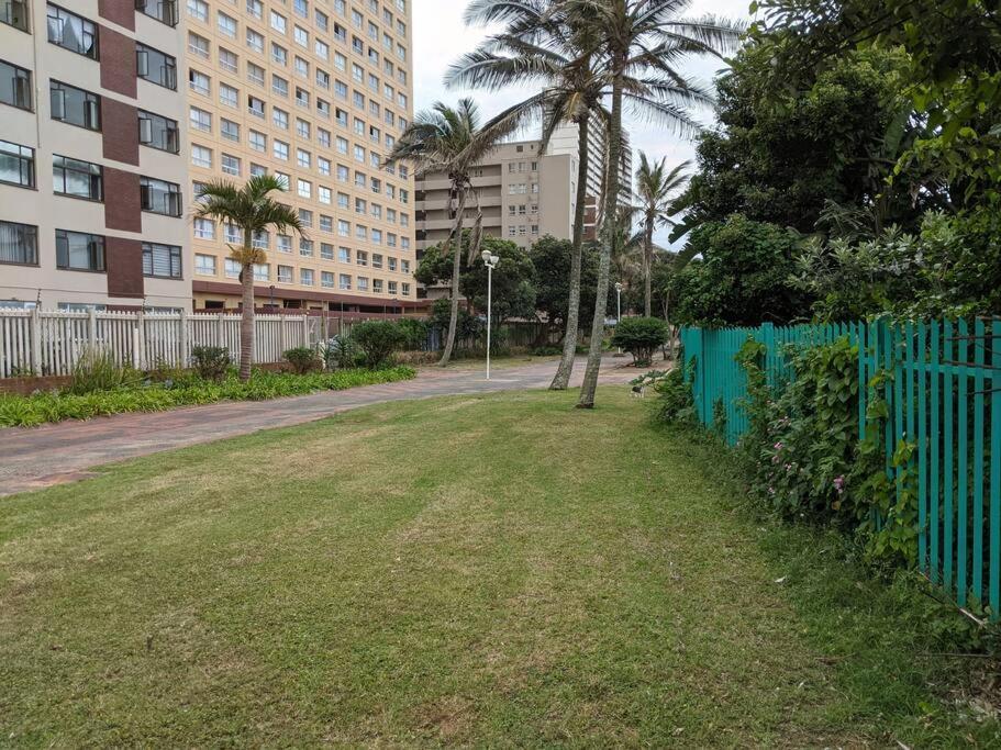 Apartment Capri24 - Modern Overlooking The Sea Amanzimtoti
