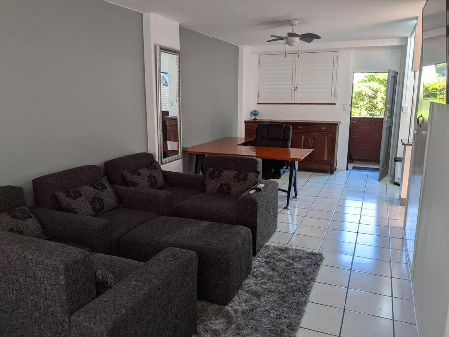 Capri24 - Modern Overlooking The Sea Amanzimtoti