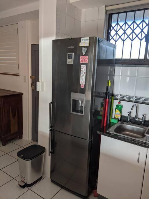 Capri24 - Modern Overlooking The Sea Amanzimtoti